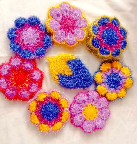 اسکاج کاموایی دست بافت فروشگاه سبزه میدون، یک گزینه منحصر به فرد و سازگار با محیط زیست است