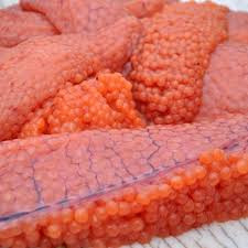 اشبل ماهی سفید (تخم ماهی سفید) یک خوراکی محبوب و پرطرفدار در نواحی شمالی ایران، بهویژه گیلان و مازندران است.