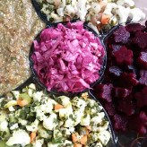 ترشی مخلوط شمالی تولید خانگی زنان گیلانی